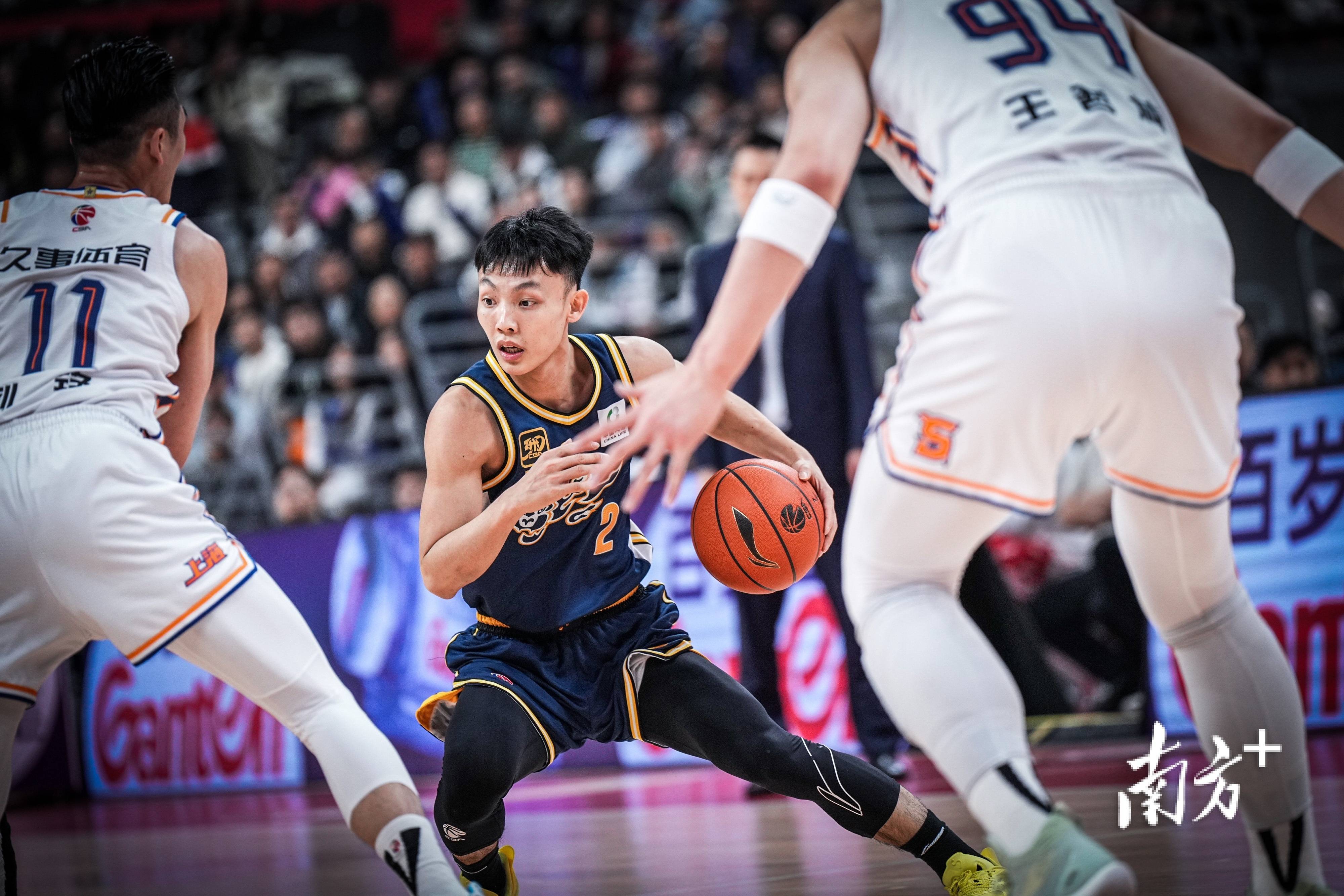 关于赛地聚焦——欧篮联赛后热度飙升今晚布莱顿备战葡超，现场解说直呼：上海久事清晨临场应变的信息