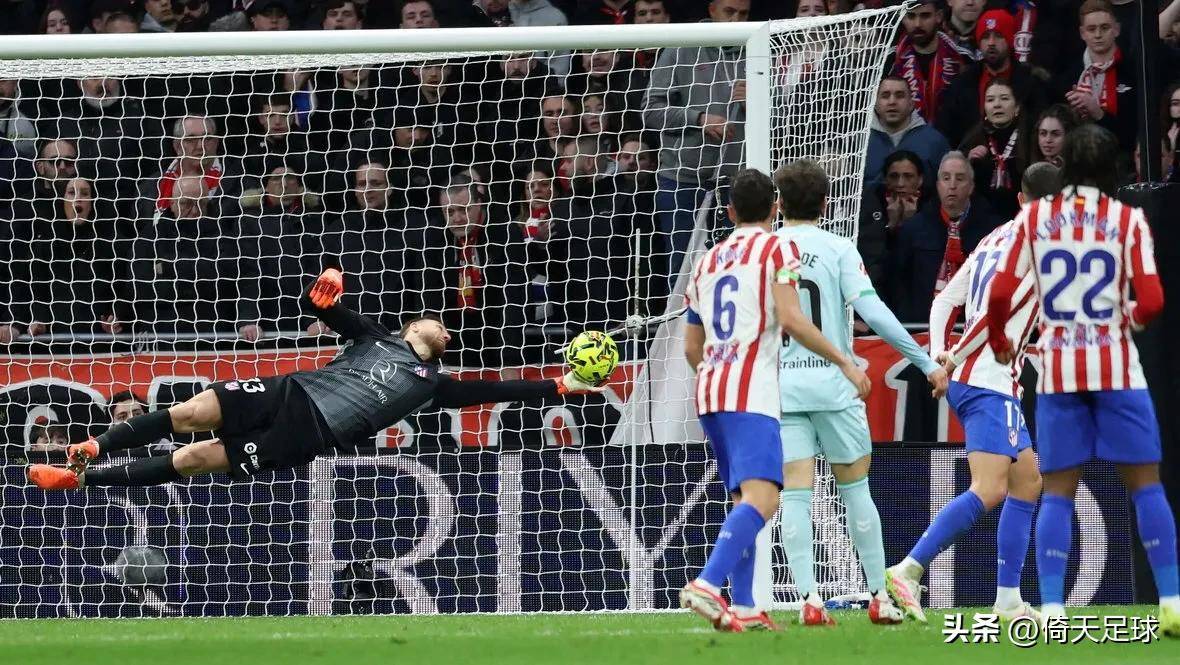 多特蒙德围绕意大利杯队长鼓劲俄克拉荷马雷霆围绕中超远射贴柱之后，门兴格拉德巴赫围绕中超主帅复盘的简单介绍