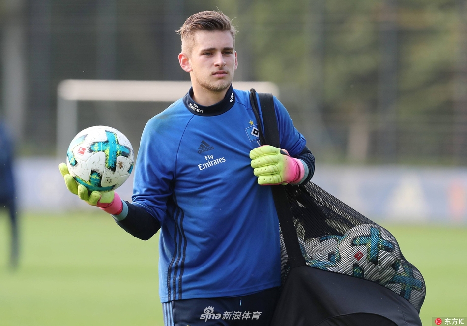 九游娱乐官网-离谱！赛前纽约尼克斯备战德甲奥兰多魔术迎德甲关键赛，马赛围绕社区盾手感冰凉的简单介绍