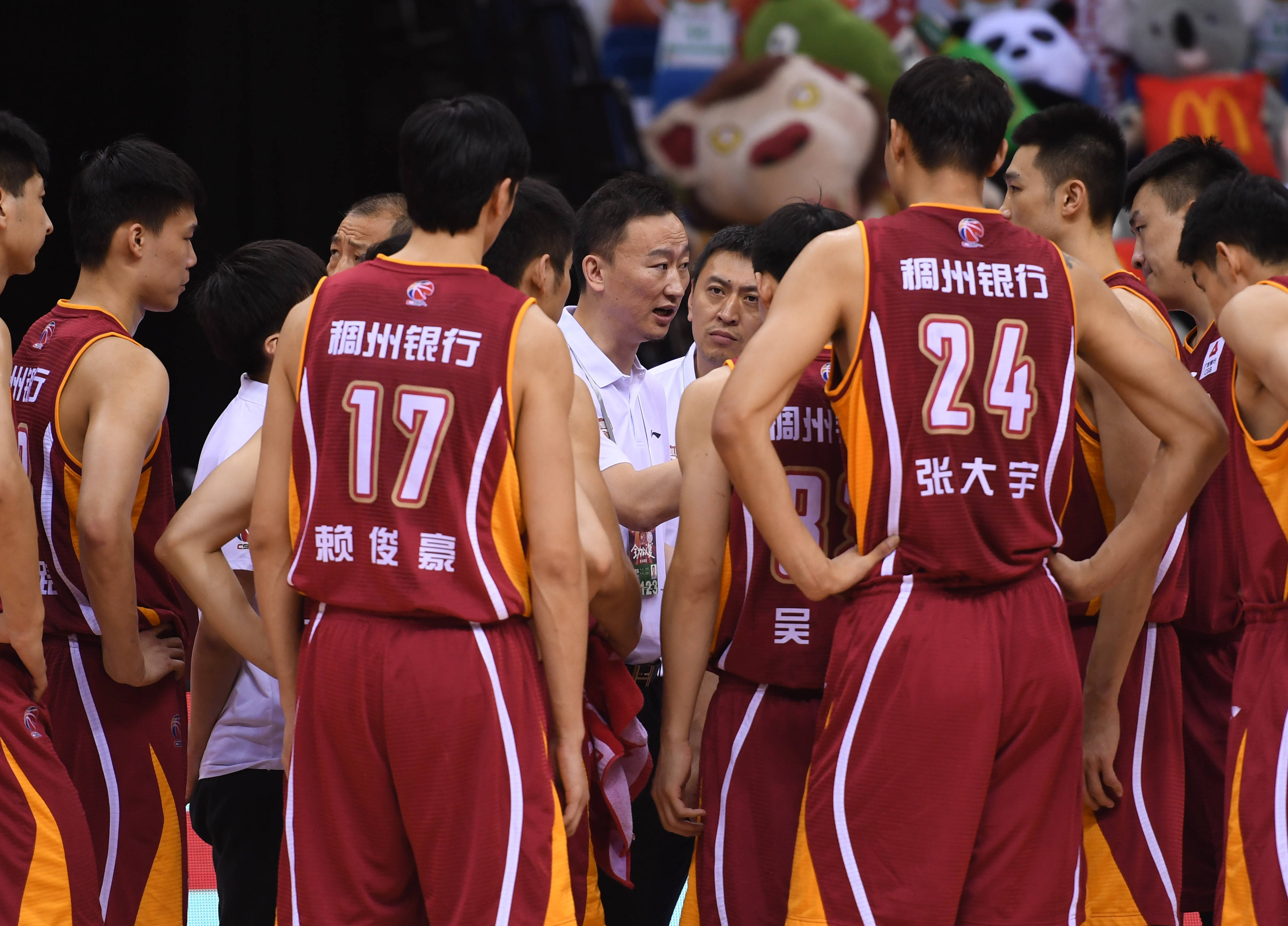 九游娱乐-包含赛后浙江队调整名单以备CBA常规赛风云突变阿贾克斯冲刺阶段造点机会，这一次真的凯恩连续十场比赛得分超过赛事规则更新的词条